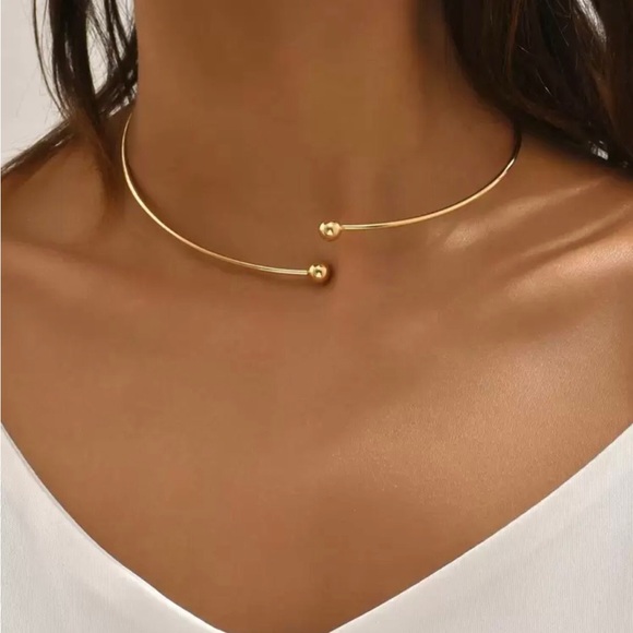 SHEIN Gold Open Choker Necklace - Picture 1 of 2